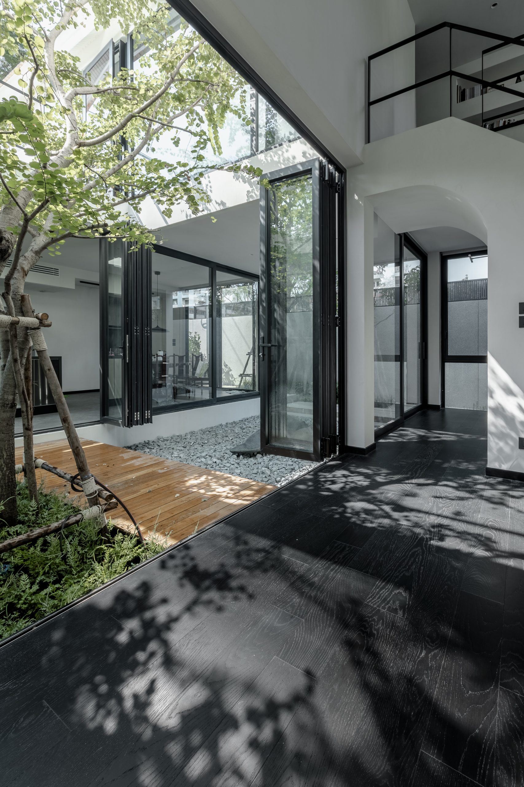 Prestige Oak Ebony 3