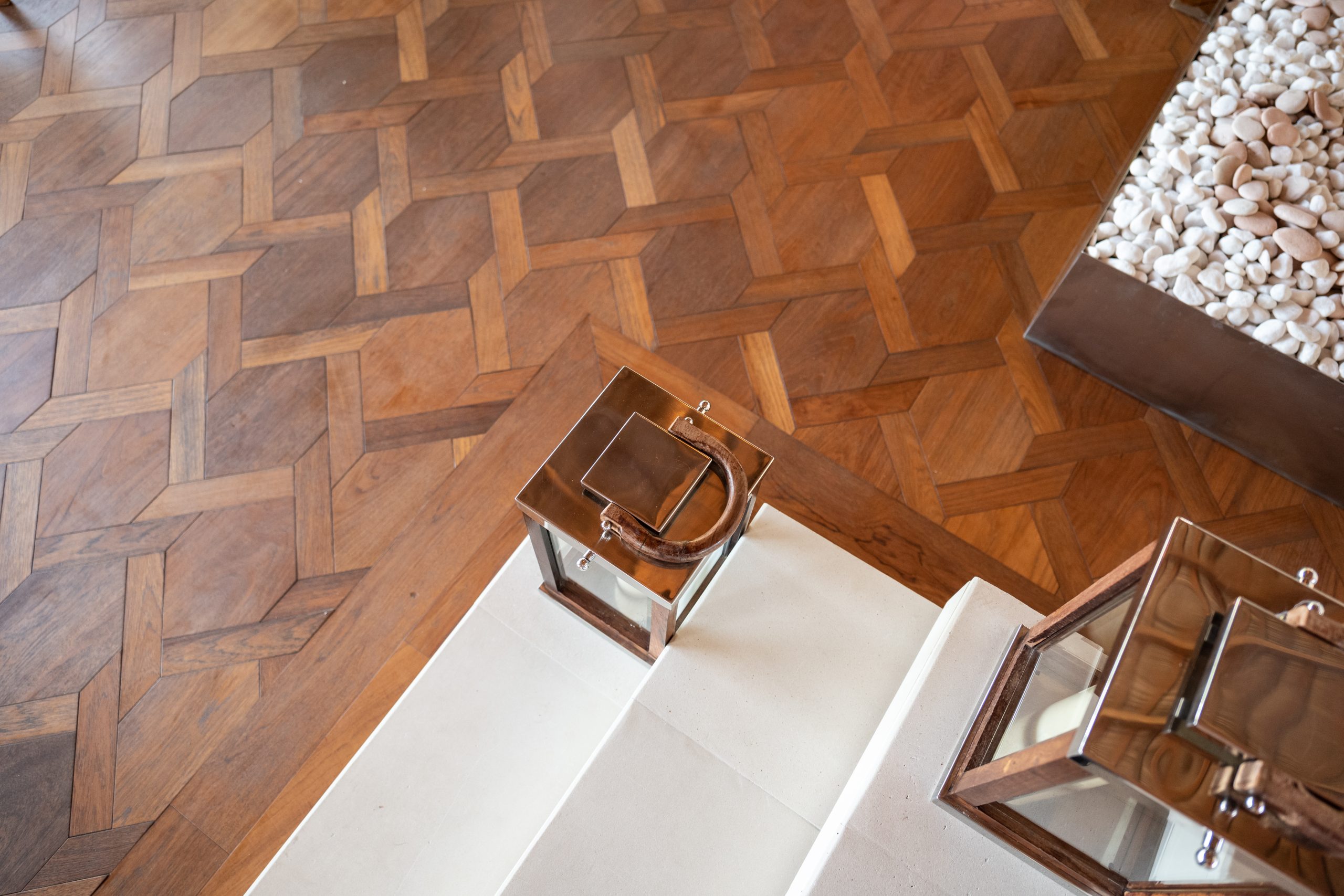 Prestige Teak Brandy 4