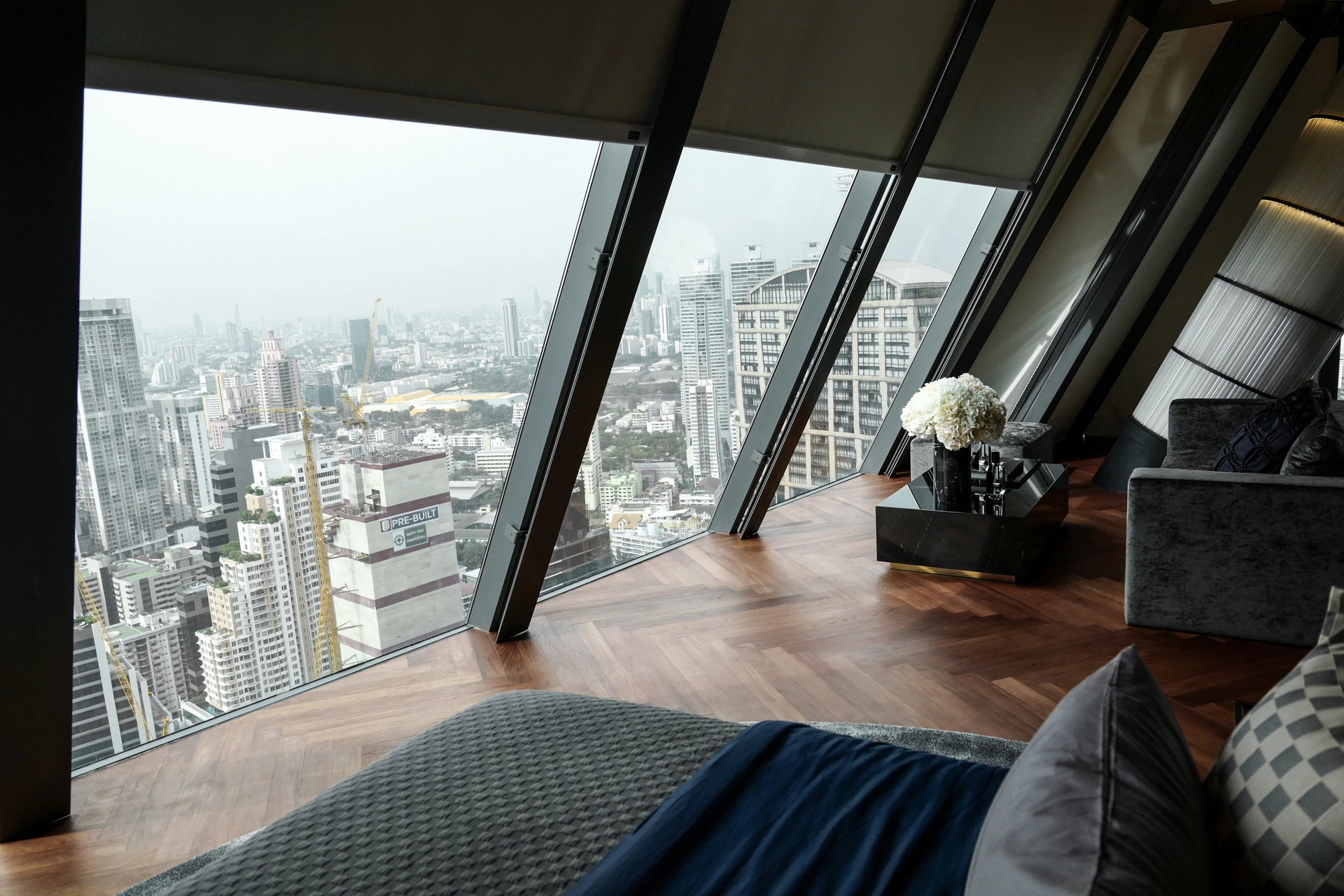 Copy of Private Residence_Marque Condo__Flooring_Teak_Herringbone_Cacao_90_37